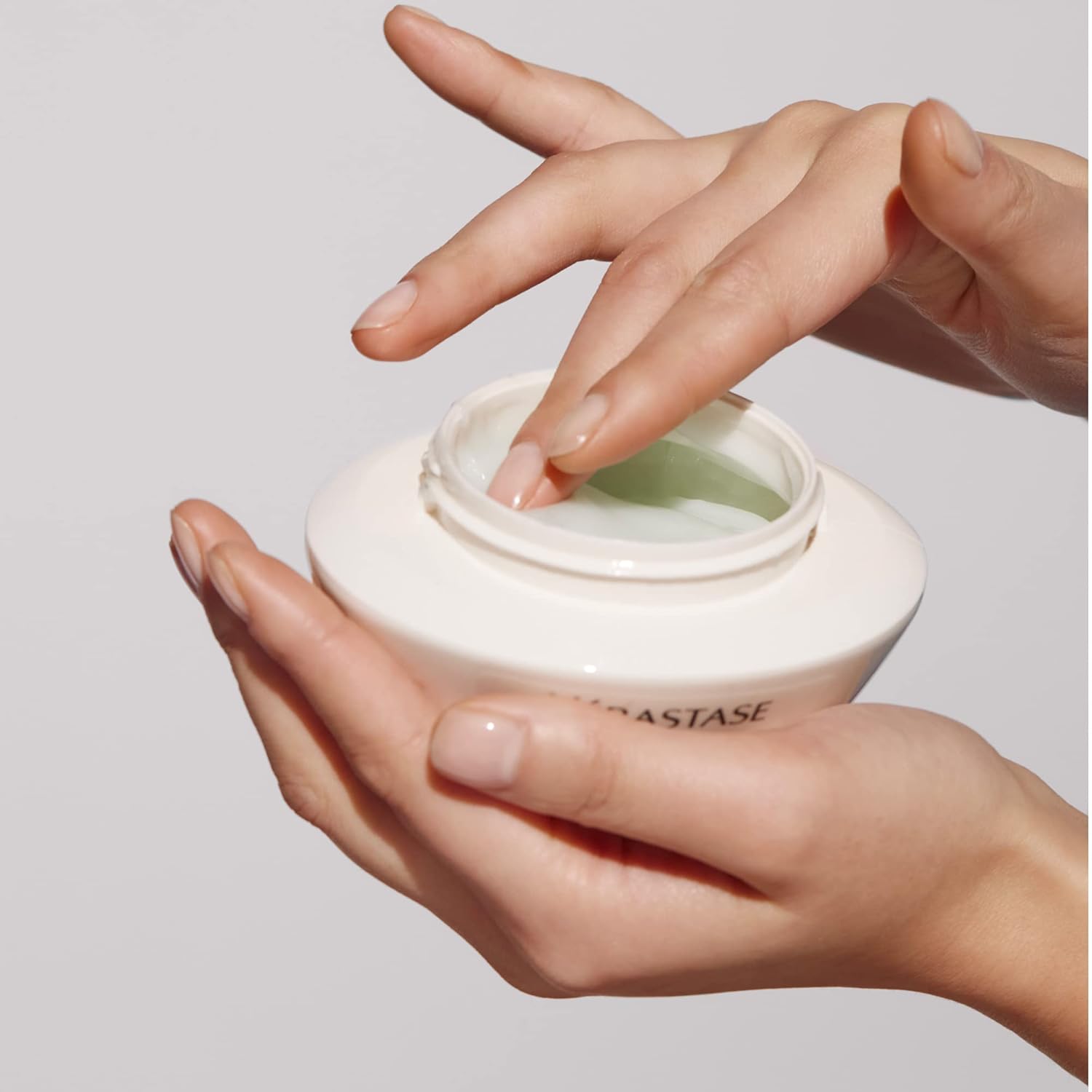 Rehydrating Hair Mask for Dry Ends with Ceramides and Amino Acid F58678