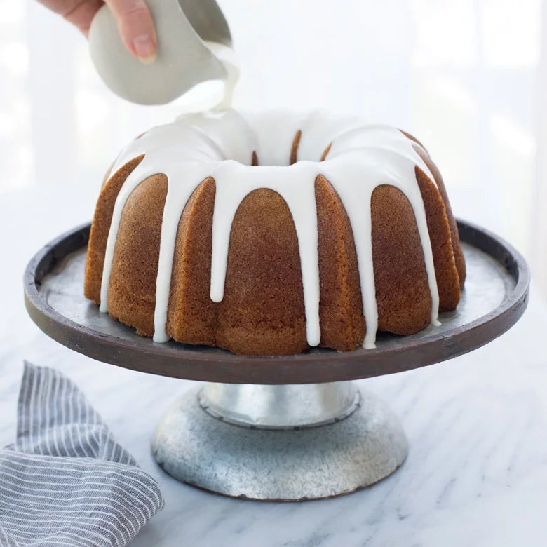 6-Cup Anniversary Bundt Pan L115