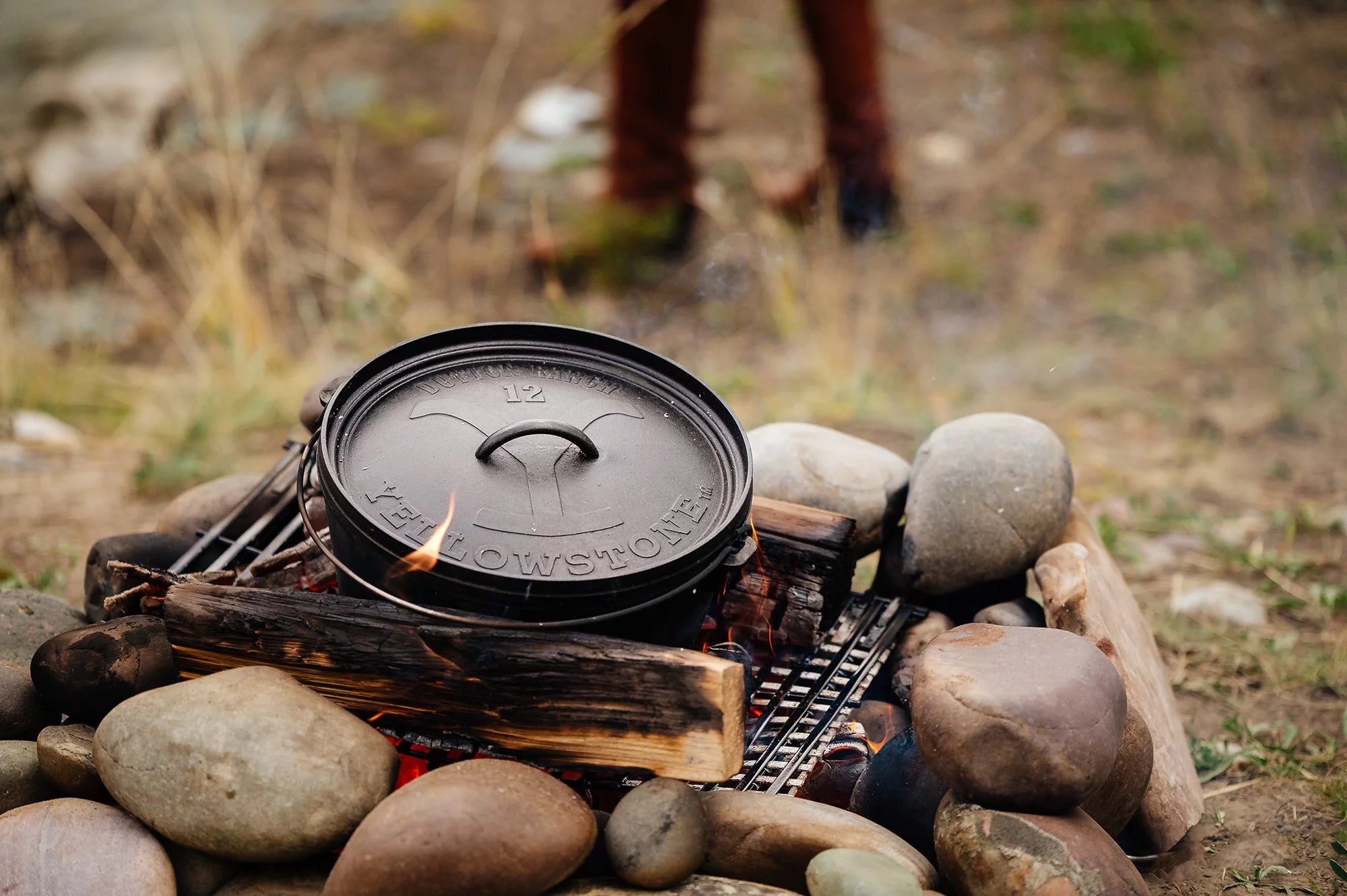 Seasoned Cast Iron Deep Camp Dutch Oven, 8 Quart P2796