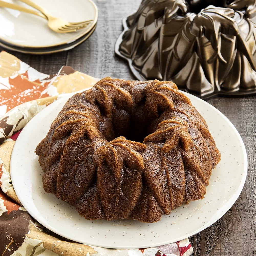 Bundt Pan, Bronze J25995