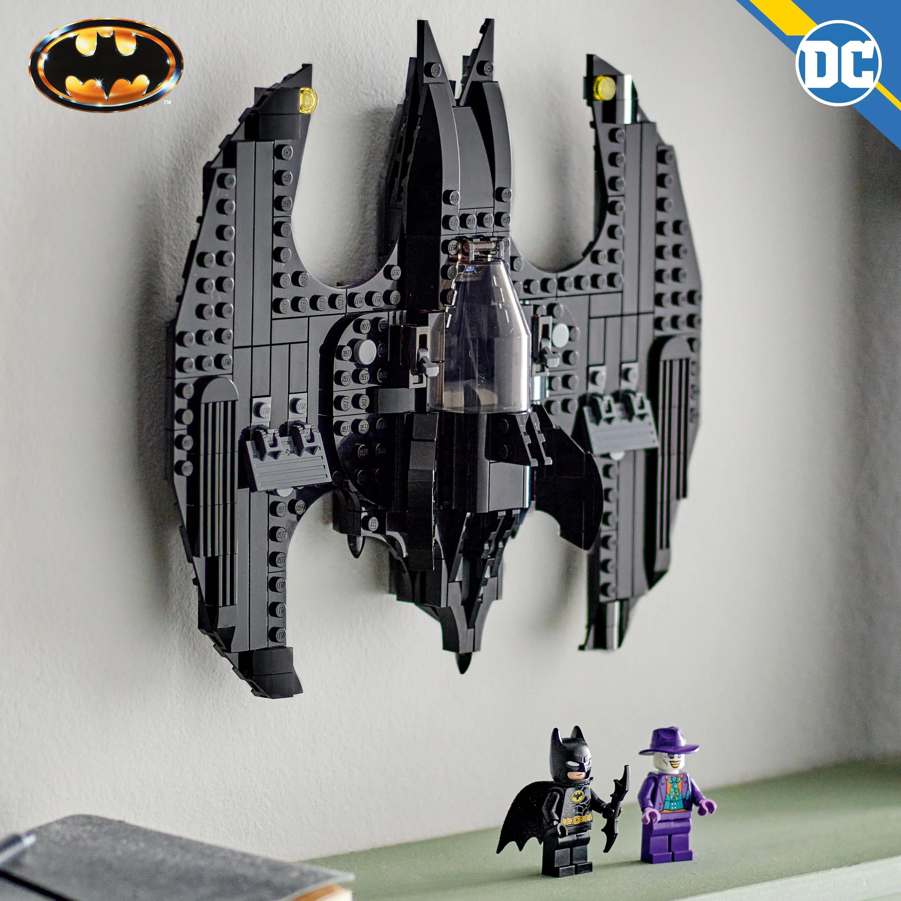 Batwing Toy Playset with 2 Minifigures L978151