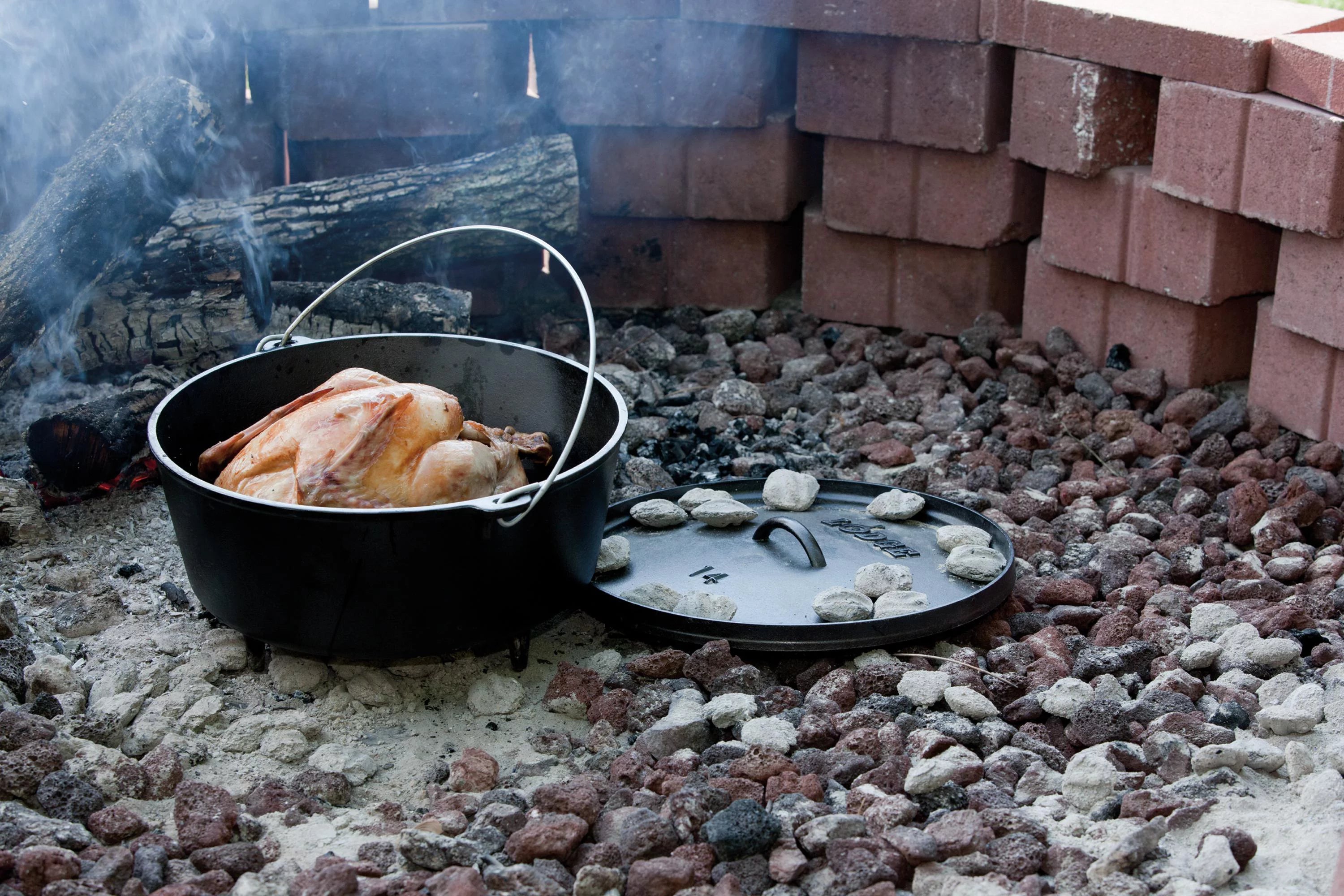 Seasoned Cast Iron Deep Camp Dutch Oven, 8 Quart P2796