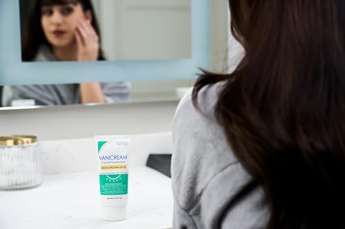 Facial Moisturizer with SPF 30 Mineral Sunscreen Q9093