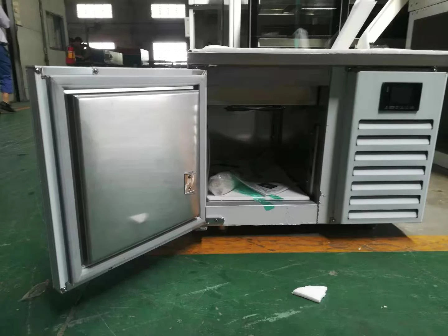 Commercial 3-Tray Blast Chiller & Freezer for Ice Cream, Chicken, Fish, Dessert O885129