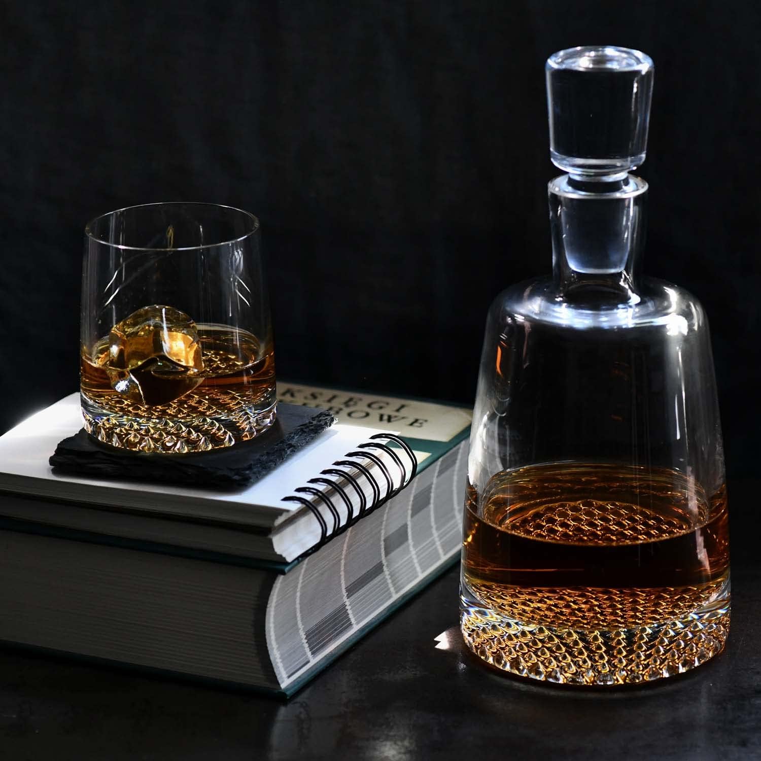 Whisky Glass Decanter Set with Crystal Carafe and 6 Glasses L8815