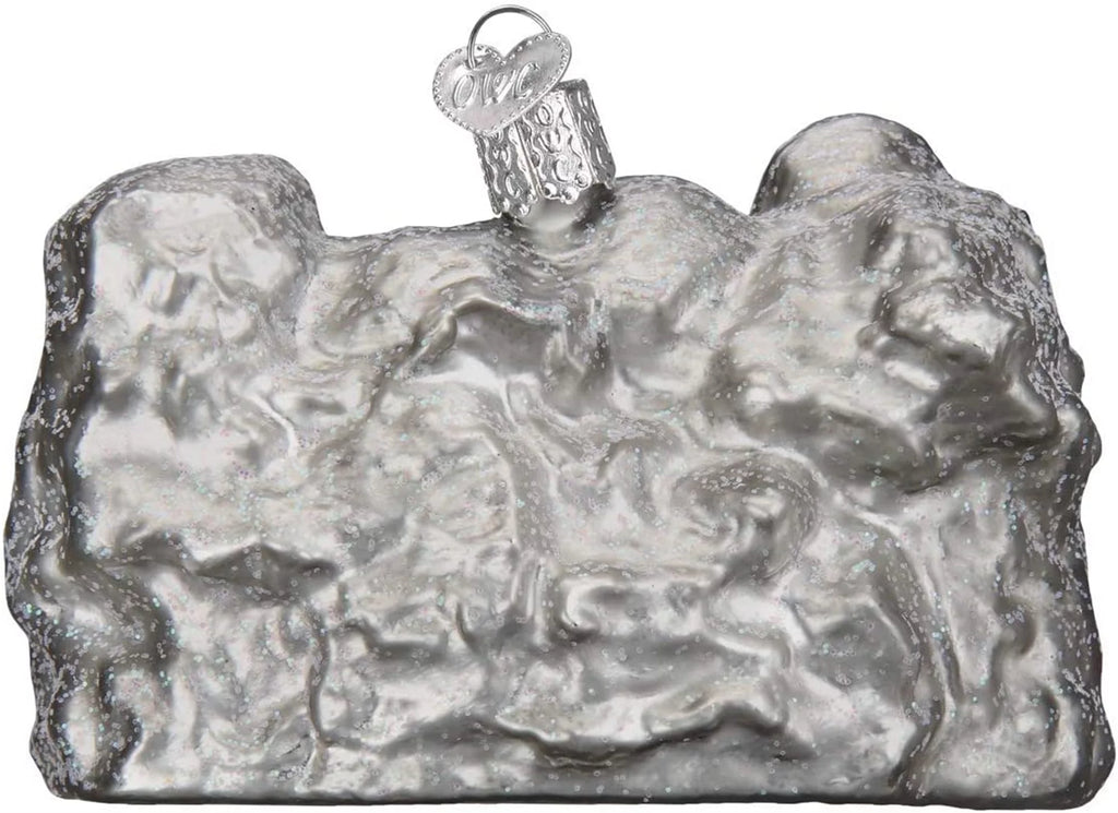 Mount Rushmore Glass Blown Christmas Ornament X1648