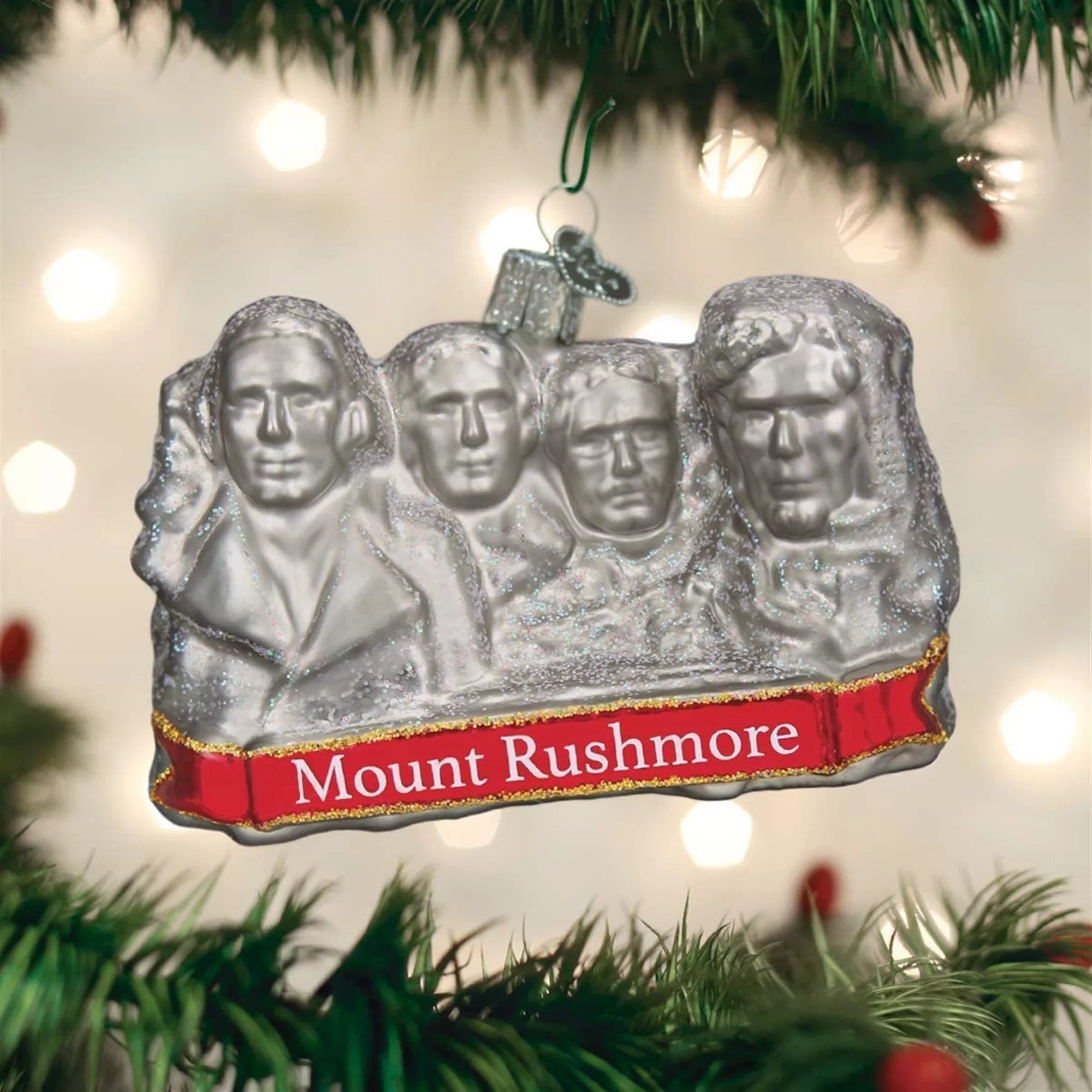 Mount Rushmore Glass Blown Christmas Ornament X1648