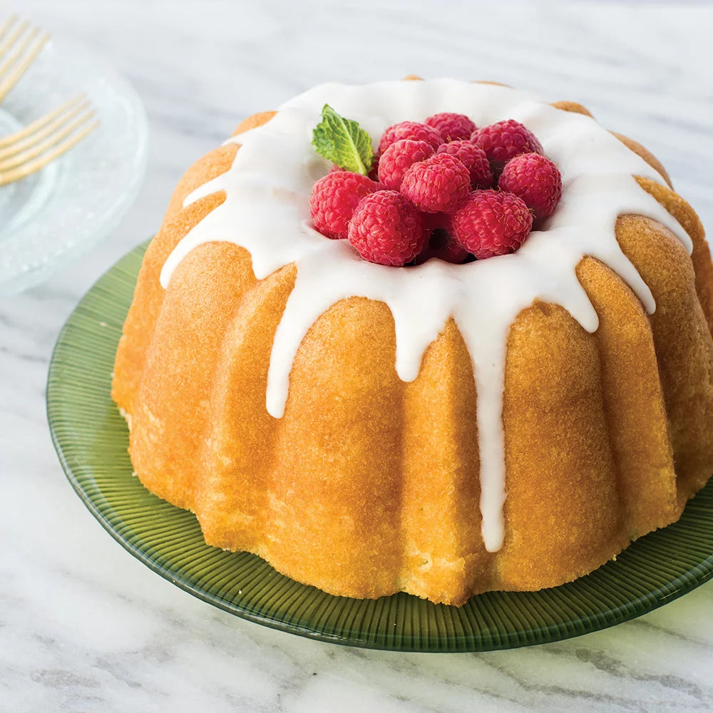 6-Cup Anniversary Bundt Pan L115