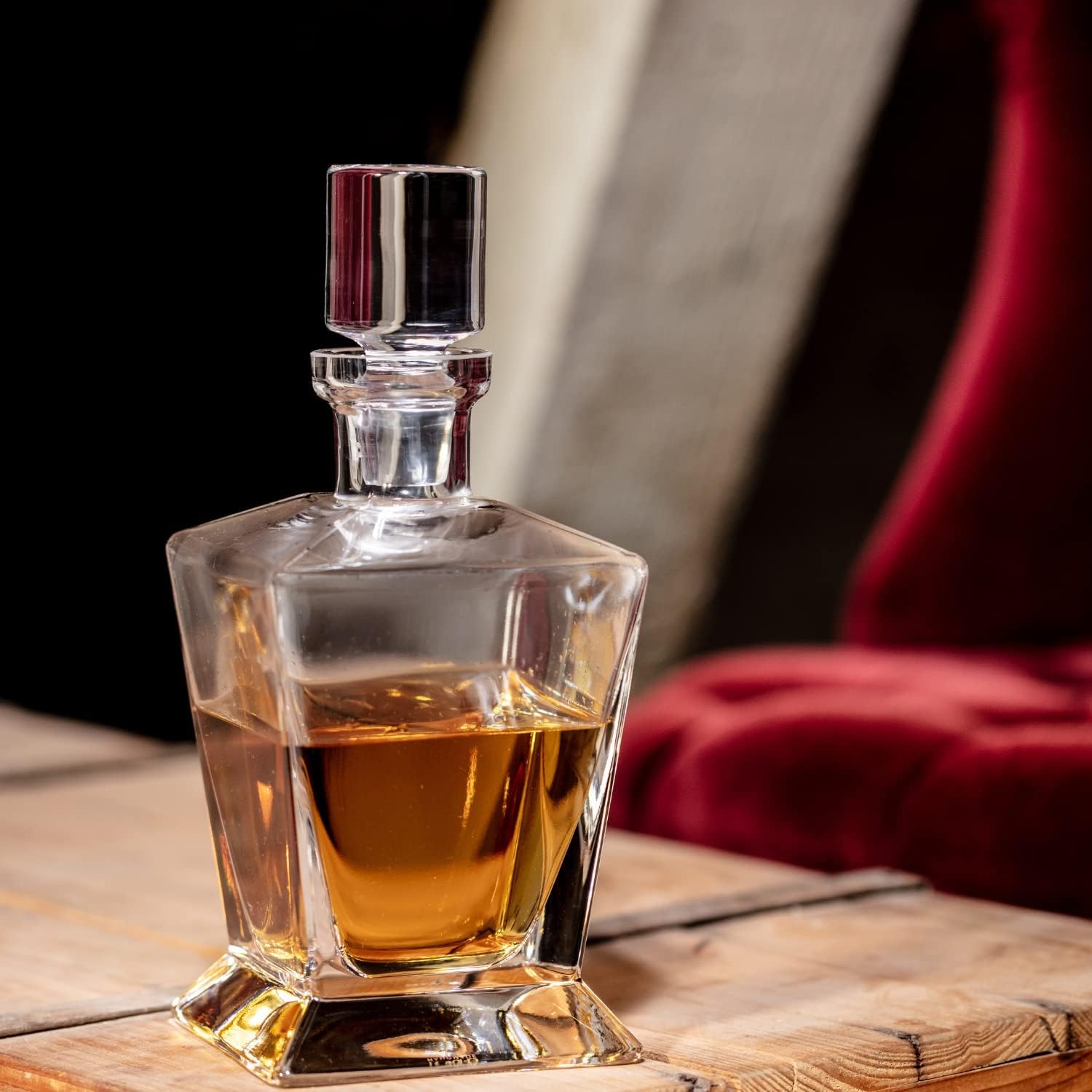 Whiskey Decanter Carafe with Stopper, 25.4 oz K92216