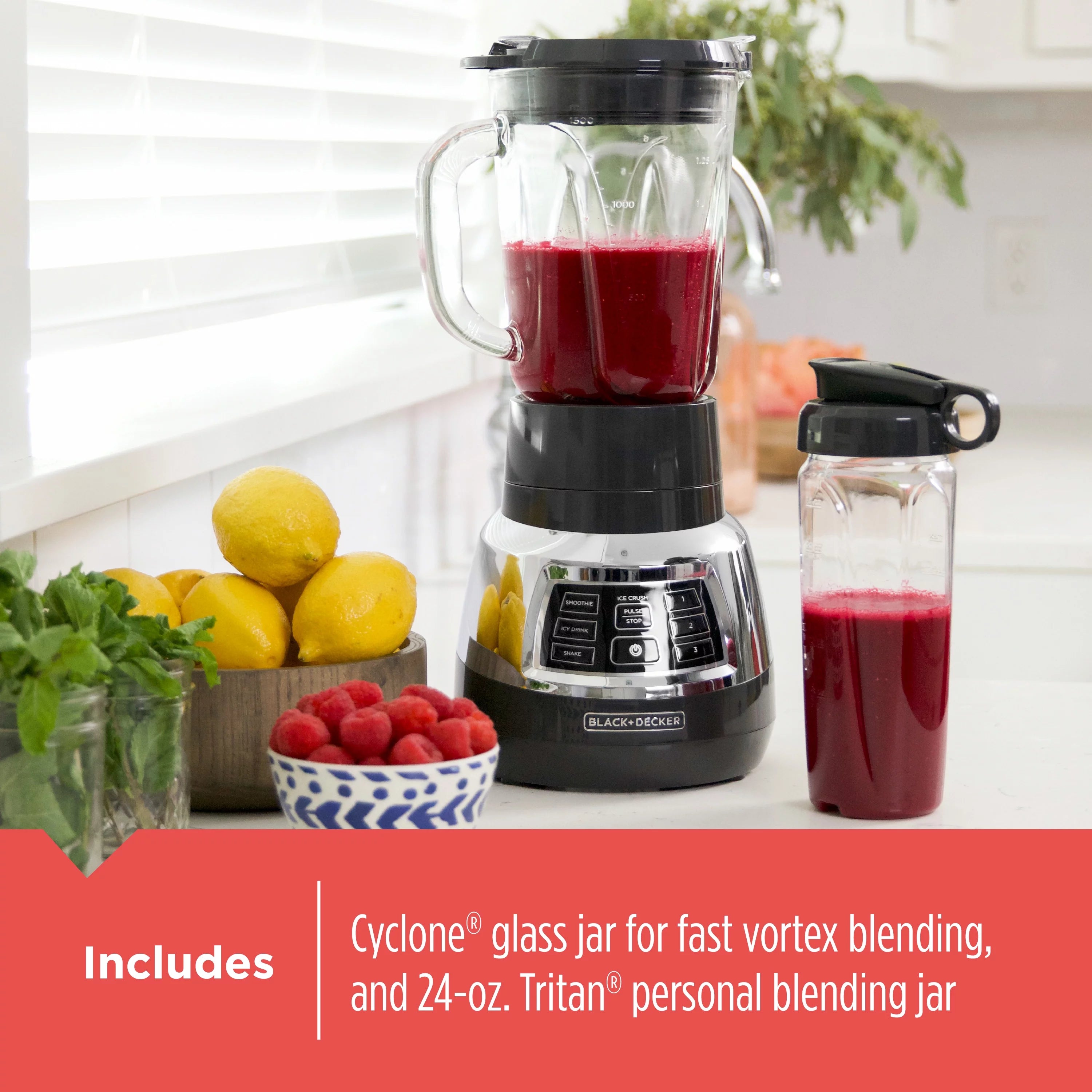 Quiet Blender with Glass Jar W8207