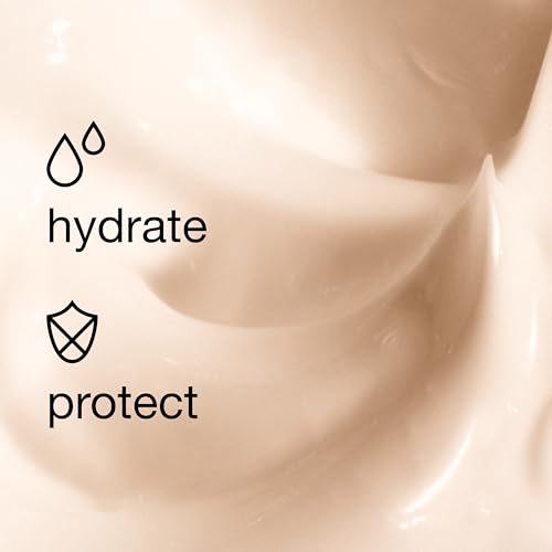 Daily moisturizer with SPF 15 T176690