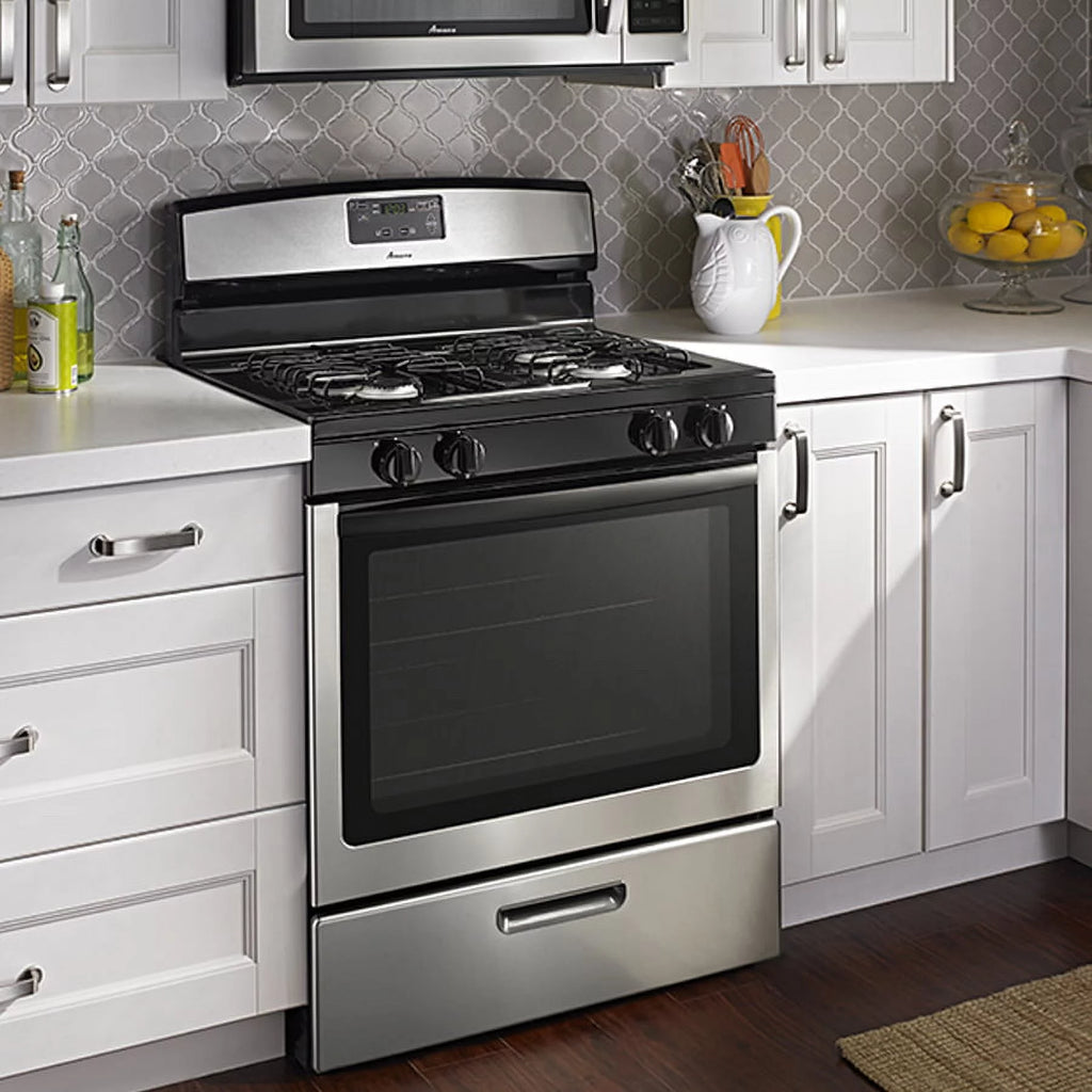 Freestanding Gas Range with 5.1 Cu. Ft. Capacity J660851