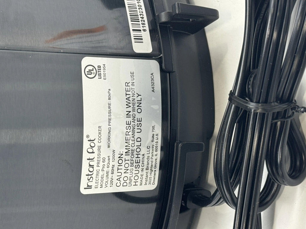 Pressure Cooker 6 Quart Black P98217
