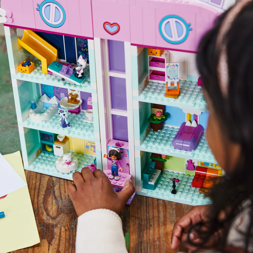 Gabby’s Dollhouse 8-Room Playhouse Building Toy Set for Kids Ages 4+ D399