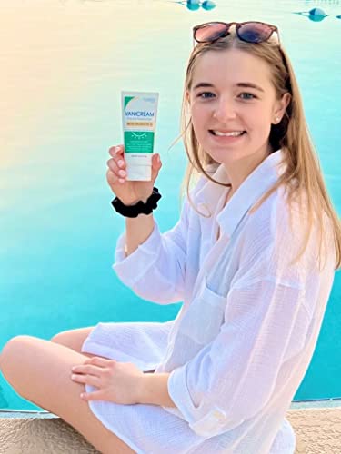 Facial Moisturizer with SPF 30 Mineral Sunscreen Q9093