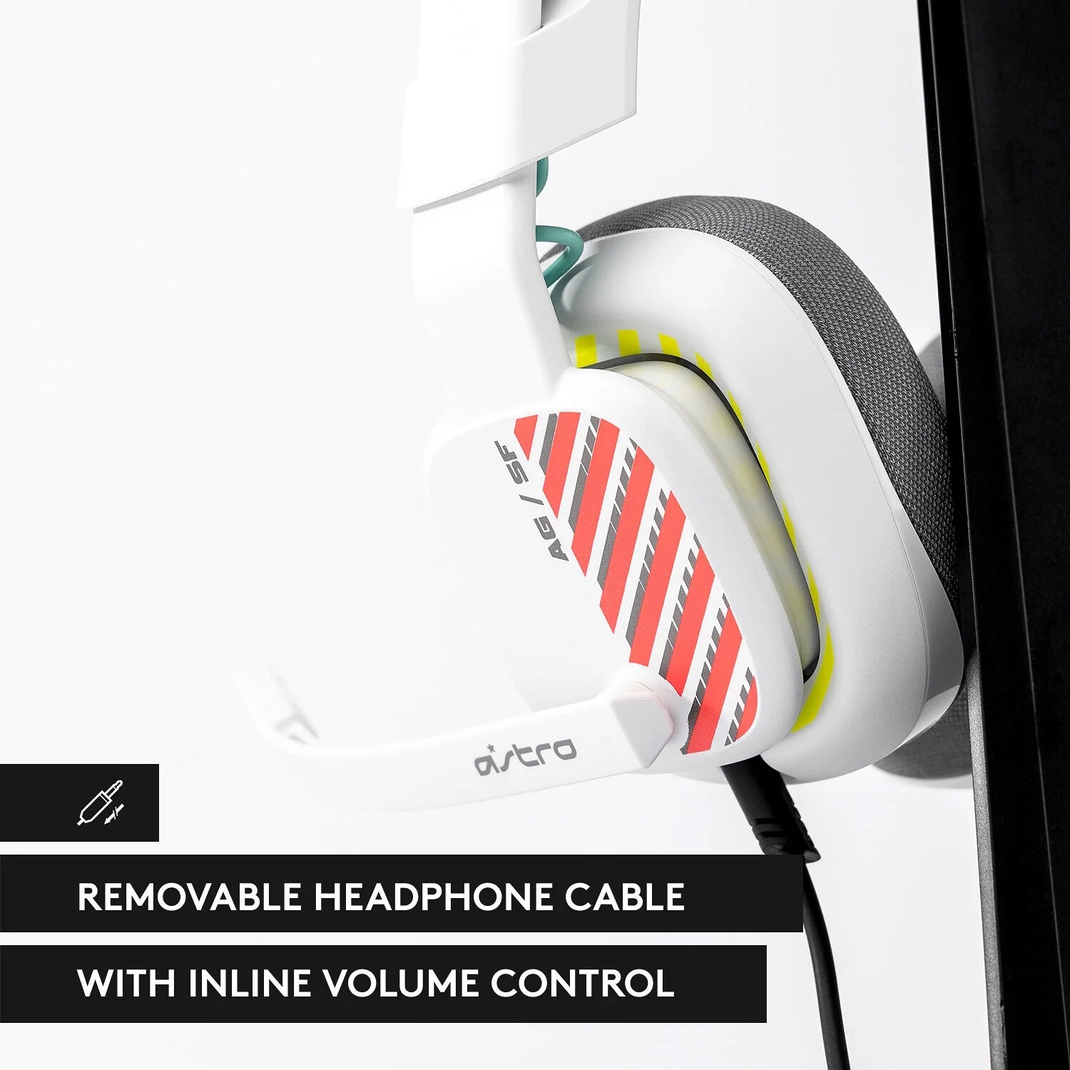 Wired Gaming Over-Ear Headset with Boom Microphone for Xbox, PC, Mac U595186