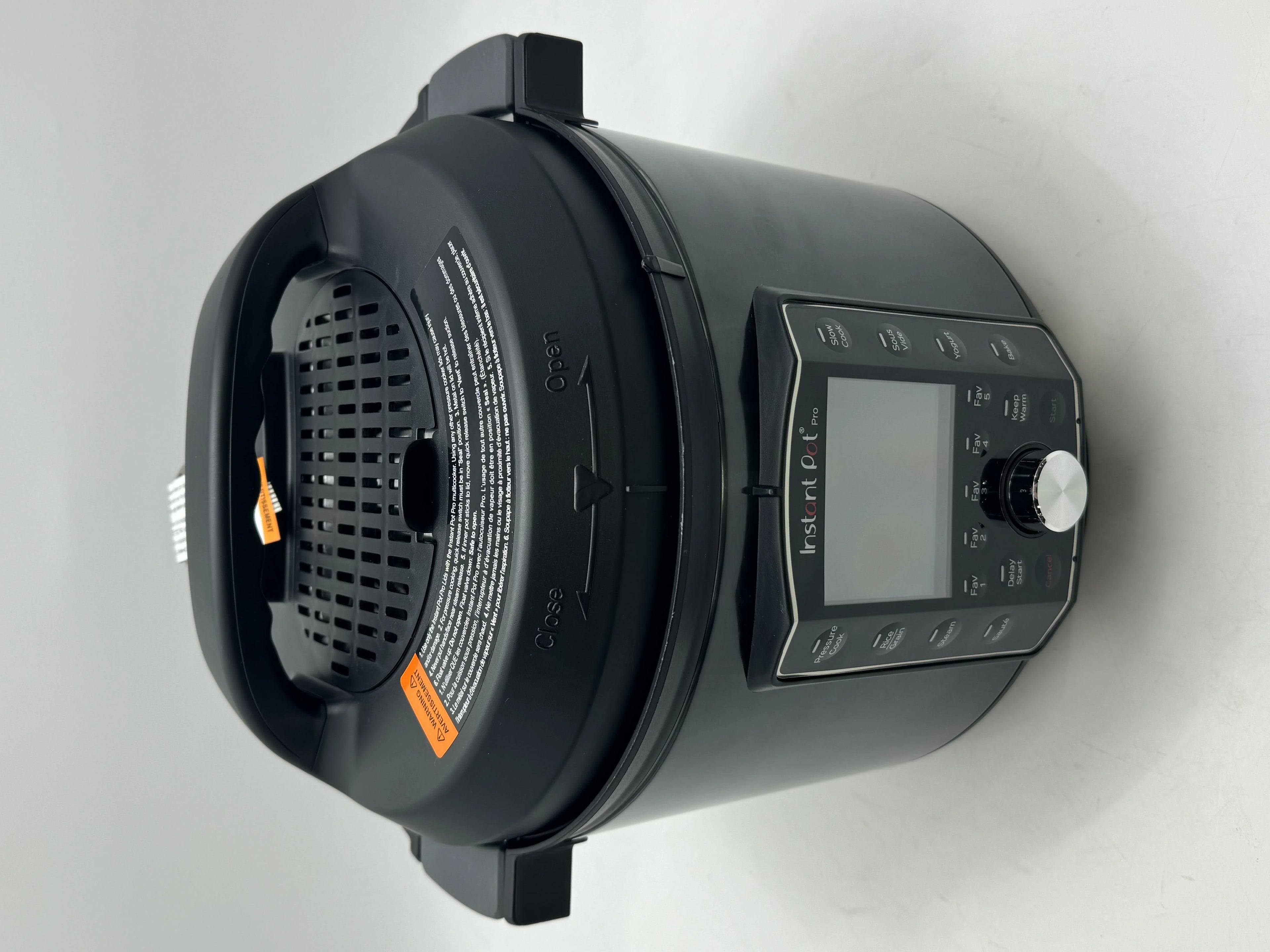 Pressure Cooker 6 Quart Black P98217