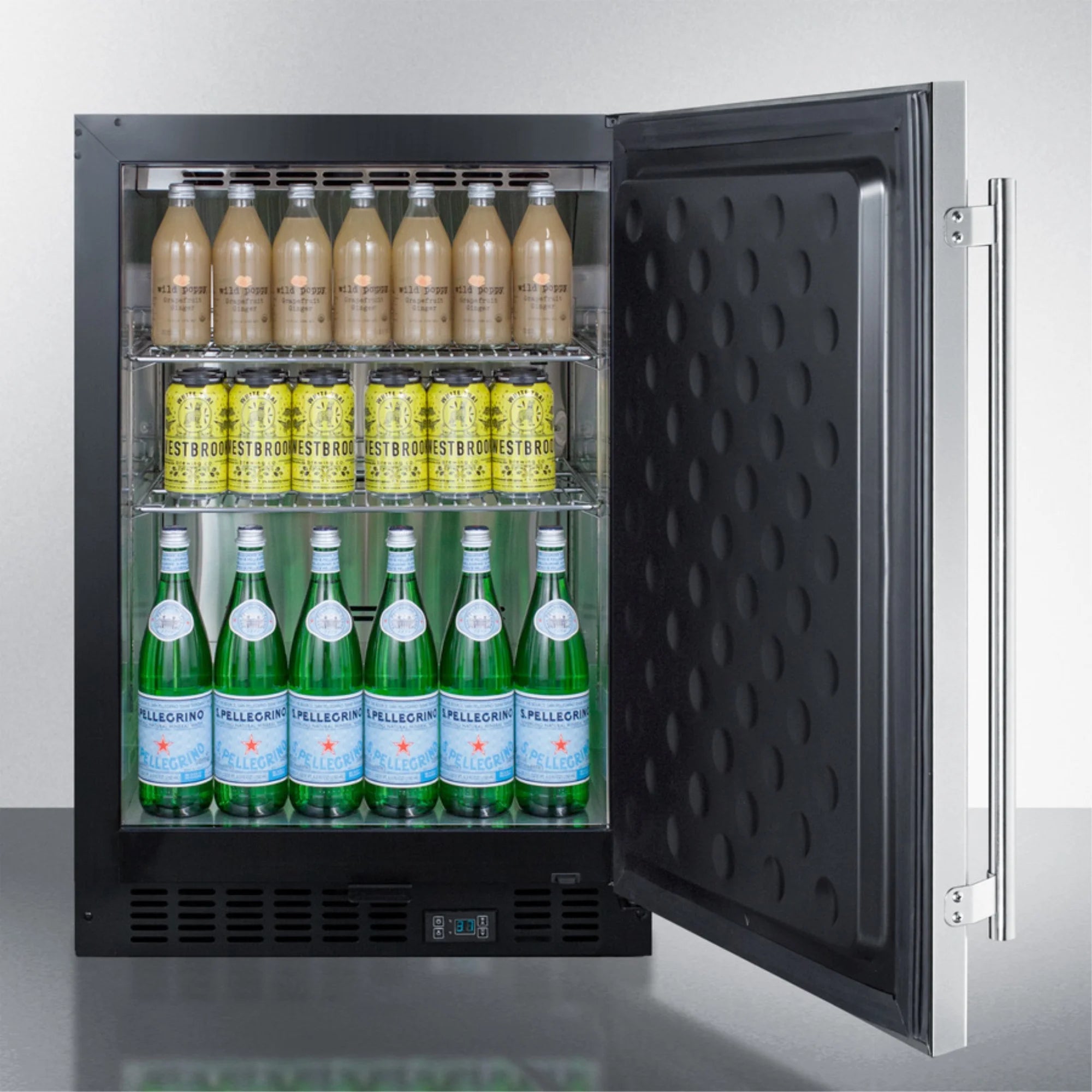 Undercounter commercial refrigerator with stainless steel interior V11256