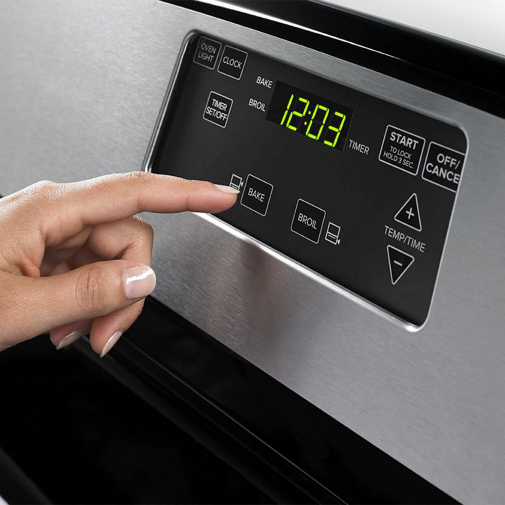 Freestanding Gas Range with 5.1 Cu. Ft. Capacity J660851